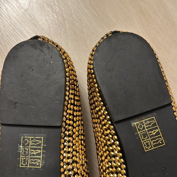 Jeffrey Campbell Womens Martini Embellished Loafer
Gold Studded Size 8 - Picture 5 of 13